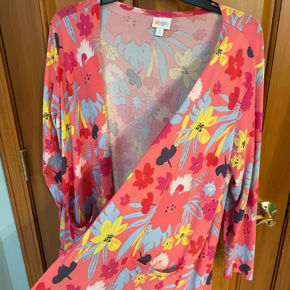 LuLaRoe Caroline cardigan